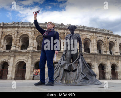 Bronze statue of the bull fighter Christian Montcouquiol, El Nimeno II ...