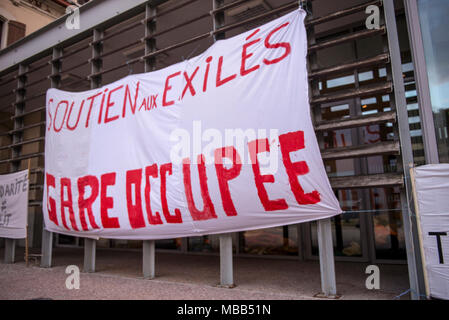 April 9, 2018 - Briancon, France-April 9, 2018: Migrants Border France Italy, Briancon train station occupied by migrants and social centers to accommodate undocumented migrants in France. Credit: Stefano Guidi/ZUMA Wire/Alamy Live News Stock Photo