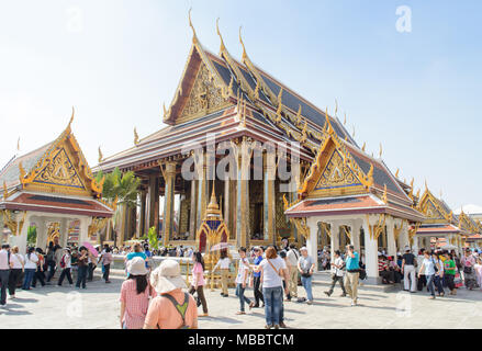 BANGKOK, THAILAND - DECEMBER 29, 2012: Chapel of the Emerald Buddha in Emerald Temple Stock Photo