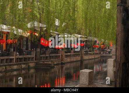 China, Zhouzhuang, 2011