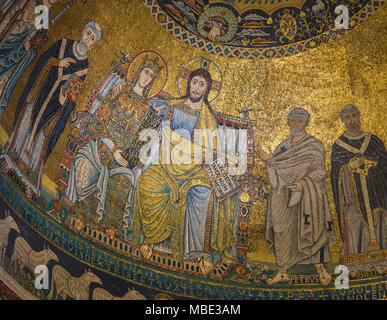 Rome, Italy.  Basilica di Santa Maria in Trastevere. Mosaics in the apse.  This, the main mosaic of Christ and Mary flanked by Saints, dates from the  Stock Photo