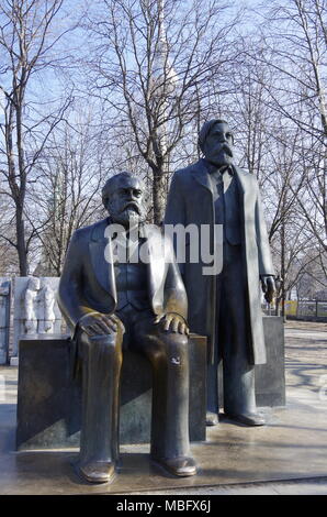 Detail of head of Karl Marx, joint author, with  Friedrich Engels, of the Communist Manifesto, from statue of the two men in Marx Engels Forum, Berlin Stock Photo