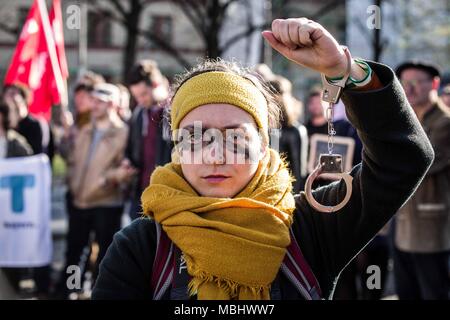 Munich, Germany. 11th Apr, 2018. The Green Party Youth (Gruene Jugend) of Munich, along with 120 members of the SPD, JuSos, Mut Bayern, and die Linke demonstrated against the forthcoming Polizeiaufgabengesetze (PAG, Police Assignment Laws) that give police in Bavaria sweeping secret police-like powers that are alleged to be threats to Germany's model democracy. Credit: Sachelle Babbar/ZUMA Wire/Alamy Live News Stock Photo