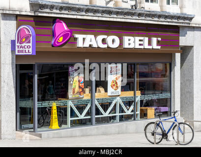 Taco Bell Mexican fast-food restaurant, Hanover Buildings, Southampton, Hampshire, England, United Kingdom Stock Photo