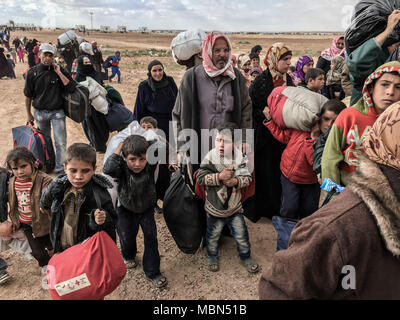 RELEASE DATE: October 20, 2017 TITLE: Human Flow STUDIO: AC Films DIRECTOR: Ai Weiwei PLOT: Human Flow is director and artist Ai Weiwei's detailed and heartbreaking exploration into the global refugee crisis. STARRING: (Credit Image: © AC Films/Entertainment Pictures) Stock Photo