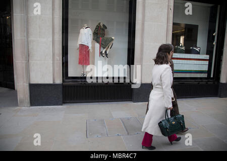 Burberry outlet shop london united kingdom