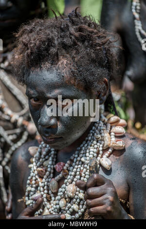 Kumipana Warrior Women Group parading at Mount Hagen Cultural Show, Papua New Guinea Stock Photo