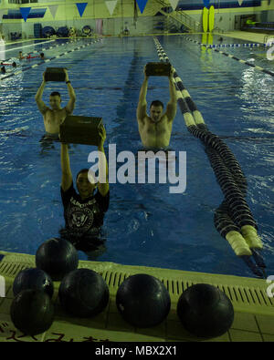 Aquatic maximum power intense training hi-res stock photography and images  - Alamy