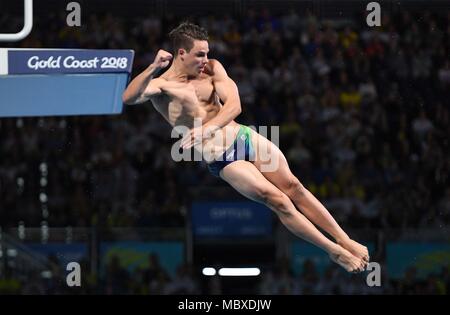 Gold Coast, Queensland, Australia. 12th April, 2018. Matthew Carter (AUS). Mens 3m springboard final. Diving. XXI Commonwealth games. Optus aquatics centre. Gold Coast 2018. Queensland. Australia. 12/04/2018. Credit: Sport In Pictures/Alamy Live News Stock Photo