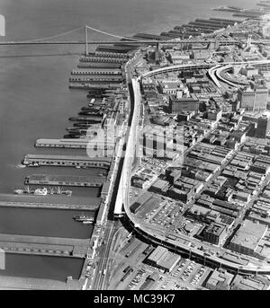 Aerial view of the port of Oakland, California, ca. 1961. Stock Photo