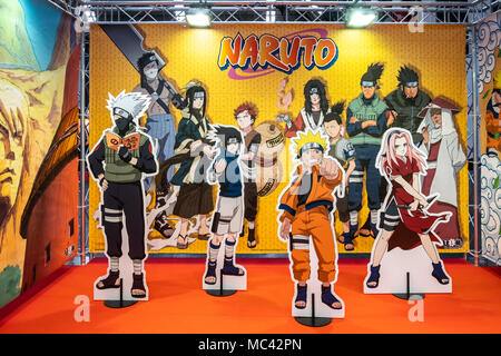 Naruto characters hi-res stock photography and images - Alamy