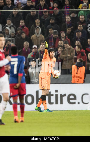 Moscow, Russia. 12th Apr, 2018. Petr Cech (R), goalkeeper of Arsenal reacts during the UEFA Europa League quarterfinal second leg soccer match between CSKA Moscow and Arsenal in Moscow, Russia, April 12, 2018. The match ended 2-2. Arsenal advanced to the semifinal with 6-3 on aggregate. Credit: Wu Zhuang/Xinhua/Alamy Live News Stock Photo