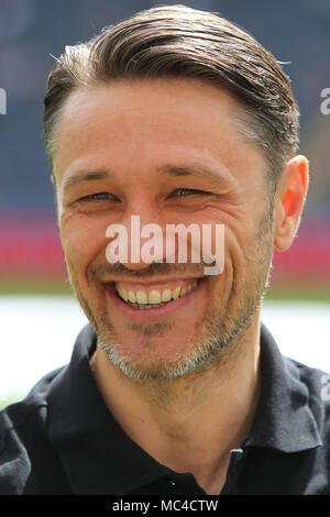 Frankfurt am Main, Germany. 06th May, 2017. Frankfurt coach Niko Kovac laughs on the sidelines before the German Bundesliga soccer match between Eintracht Frankfurt and VfL Wolfsburg at the Commerzbank Arena in Frankfurt am Main, Germany, 06 May 2017. (ATTENTION: Based on the DFL's accreditation provisions, publication and further utilization on the Internet and in online media during the game is capped at a total of 15 pictures per game) Credit: Thomas Frey/dpa | usage worldwide/dpa/Alamy Live News Stock Photo