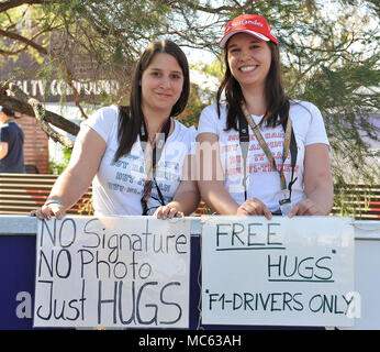 No selfies, the girls who just want hugs..  Day 1 of the 2018 Formula 1 Rolex Australian Grand Prix held at The circuit of Albert Park, Melbourne, Victoria on the 22nd March 2018. Wayne Neal | SportPix.org.uk Stock Photo