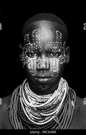 A Portrait Of A Young Woman From The Karo Tribe, Kolcho Village, Omo Vally, Ethiopia Stock Photo