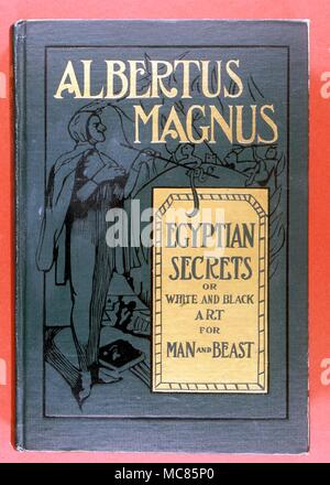 GRIMOIRE Egyptian secrets Grimoire text in book form - the pseudo-Albertian 'Egyptian Secrets - or 'White and Black Art for Man and Beast' by Albertus Magnus, 1912, Binding and blocking Stock Photo