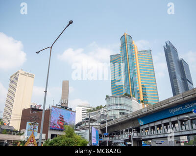 The Grande Centre Point building and Terminal 21 shopping centre in  Sukhumvit Road Bangkok Thailand Stock Photo