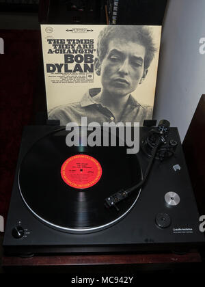 Bod Dylan Album playing on record deck Stock Photo