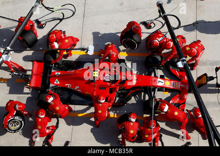 Shanghai: Motorsports: Formula 1 2018 Heineken Chinese Grand Prix Chinese Formula One Grand Prix Shanghai Circuit in Shanghai, China.#7 Kimi Raikkonen (FIN, Scuderia Ferrari), 15 April 2018. | usage worldwide Stock Photo