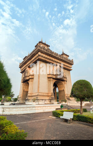 View of the Patuxai (Victory Gate or Gate of Triumph) war monument in Vientiane, Laos, on a sunny day. Stock Photo