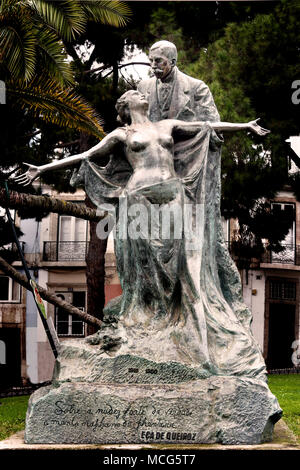 Statue in honor of the poet José Maria de Eça de Queirós (Largo do Barao de Quintela) Lisbon - Lisboa, Portugal  Portuguese. Stock Photo