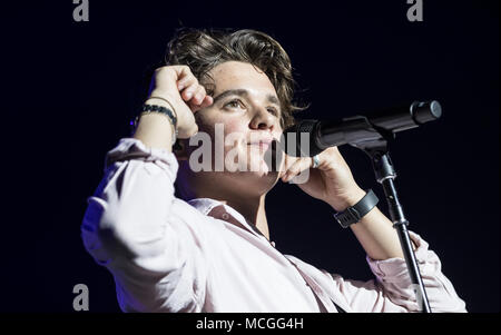 Bournemouth, UK 16th April 2018. The Vamps at the Bournemouth International Centre. Credit: Charlie Raven/Alamy Live News Stock Photo