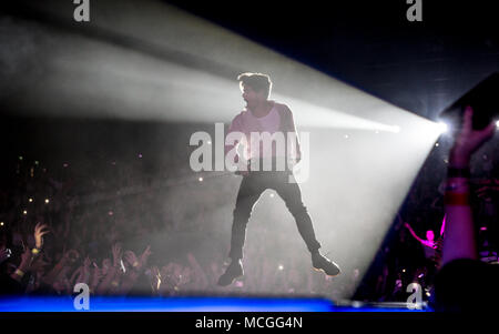 Bournemouth, UK 16th April 2018. The Vamps at the Bournemouth International Centre. Credit: Charlie Raven/Alamy Live News Stock Photo