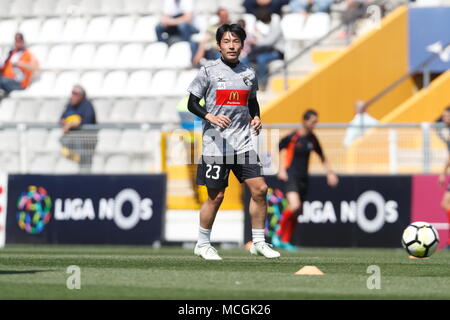 Portimao, Portugal. 14th Apr, 2018. Shoya Nakajima (Portimonense) Football/Soccer : Portugal 'Liga NOS' match between Portimonense SC 0-1 GD Estoril Praia at the Estadio Municipal de Portimao in Portimao, Portugal . Credit: Mutsu Kawamori/AFLO/Alamy Live News Stock Photo