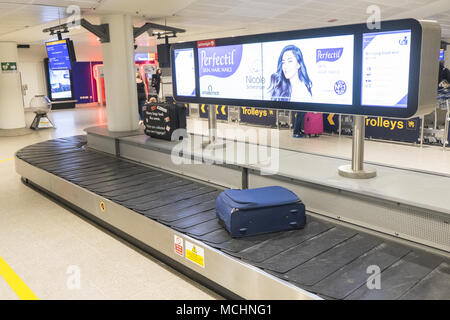 manchester airport lost baggage