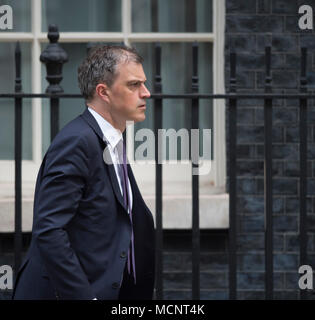 Downing Street, London, UK. 17th April, 2018. Prime Minister Theresa May meets Commonwealth leaders and foreign ministers in Downing Street before the start of the Commonwealth Heads of Government summit in London. Credit: Malcolm Park/Alamy Live News. Stock Photo