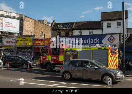 London,UK. 17 April 2018. Police and London Fire Brigade on the scene of a major fire in Peckham, South London which destroyed one of Peckhams oldest buildings. Credit: David Rowe/Alamy Live News Stock Photo