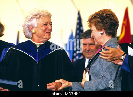 Wellesley, Massachusetts, USA. 1st June, 1990. First lady Barbara Bush, left, and Raisa Gorbachev, wife of President Mikhail Gorbachev of the Soviet Union, right, attend the graduation ceremony at Wellesley College in Wellesley, Massachusetts on June 1, 1990. Credit: Rob Crandall/Pool via CNP Credit: Rob Crandall/CNP/ZUMA Wire/Alamy Live News Stock Photo