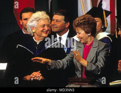 Wellesley, Massachusetts, USA. 1st June, 1990. First lady Barbara Bush, left, and Raisa Gorbachev, wife of President Mikhail Gorbachev of the Soviet Union, right, attend the graduation ceremony at Wellesley College in Wellesley, Massachusetts on June 1, 1990. Credit: Rick Friedman/Pool via CNP Credit: Rick Friedman/CNP/ZUMA Wire/Alamy Live News Stock Photo