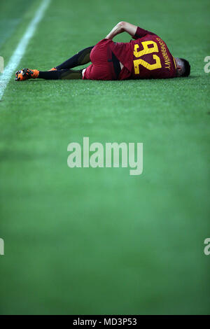 Stadio Olimpico, Rome, Italy. 18th Apr, 2018. Serie A Roma vs Genoa. Florenzi injured  during the match  at Stadio Olimpico in Rome. Credit: marco iacobucci/Alamy Live News Stock Photo