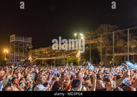 Tel Aviv-Yafo, Israel. 18 April 2018: Celebration of the 70th independence day of Israel on Kikar Rabin square in front of the city hall (Michael Jacobs/Alamy news) Credit: Michael Jacobs/Alamy Live News Stock Photo