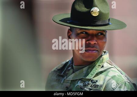 military sergeant hat