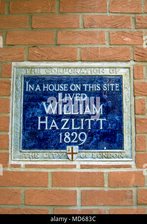 city of london blue plaque marking the site of the 1829 home of writer william hazlitt, bouverie street, london, england Stock Photo