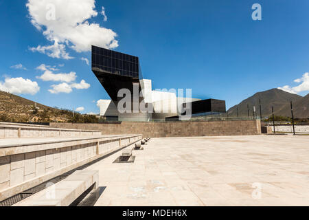 Edificio UNASUR actualmente en abandono Stock Photo - Alamy