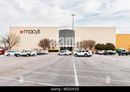 CHARLOTTE, NC, USA-28 July 19: Exterior entrance to the Southpark mall  Macy's Stock Photo - Alamy