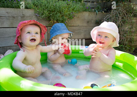 babies paddling pool