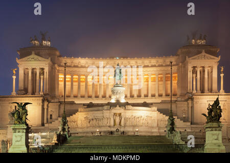 Vittoriano, Vittorio Emanuele monument, Monument to Vittorio Emanuele II, night shot, Piazza Venezia, Rome, Lazio, Italy Stock Photo