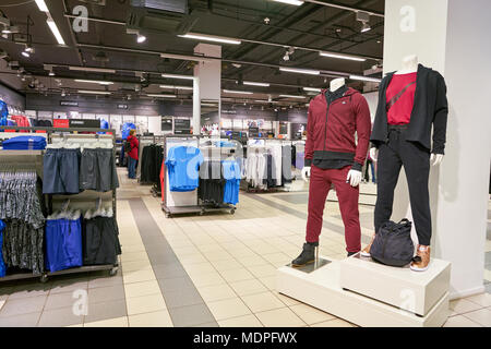 Indlejre stewardesse Mania Nike+factory+store hi-res stock photography and images - Page 2 - Alamy