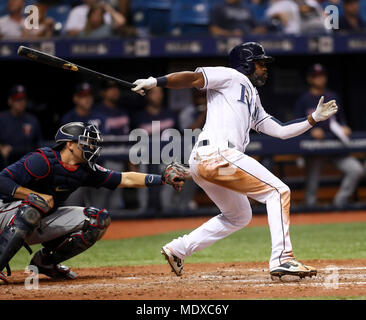 St. Petersburg, Florida, USA. 20th Apr, 2018. MONICA HERNDON | Times.Tampa Bay Rays left fielder Denard Span (2) singles during the seventh inning of the game against the Minnesota Twins at Tropicana Field on April 20, 2018 in St. Petersburg, Fla. Credit: Monica Herndon/Tampa Bay Times/ZUMA Wire/Alamy Live News Stock Photo