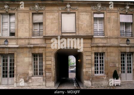 Paris, 47 quai des Tournelles, Hotel Miramion, former Musee de la Medecine, now private property, facade over a courtyard, Stock Photo
