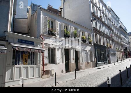 Paris, Montmartre, Rue la Vieuville, facades, wallpaper, Stock Photo