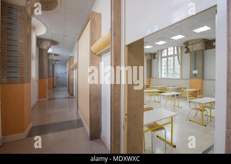 Paris, 101 avenue de la république, lycee Voltaire, corridor and classroom, Stock Photo