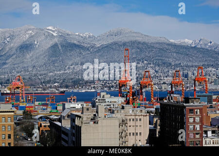 Vancouver harbour with Grouse Mountain on left, Vancouver, British Columbia, Canada Stock Photo