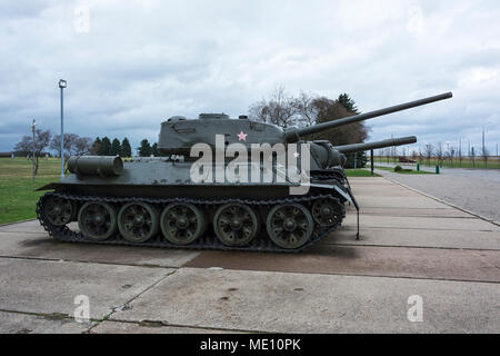 Belarus, Minsk - April 19, 2018: Soviet medium tank T-34 of the great Patriotic war, an exhibit of the memorial complex mound of glory. Stock Photo