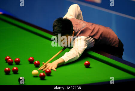 Lyu Haotian during day one of the 2018 Betfred World Championship at The  Crucible, Sheffield. PRESS ASSOCIATION Photo. Picture date: Saturday April  21, 2018. See PA story SNOOKER World. Photo credit should