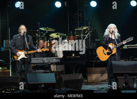 Los Angeles, CA, USA. 21st Apr, 2018. Stephen Stills and Judy Collins pictured at Light Up The Blues concert at The Dolby Theater in Los Angeles, CA on April 21, 2018. Credit: Erik Kabik Photography/Media Punch/Alamy Live News Stock Photo